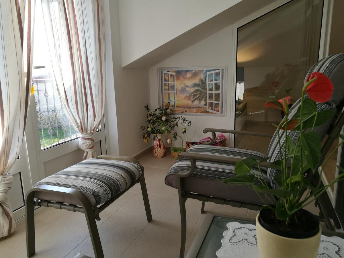 Apartmani Gojevic Vodice Esterno foto